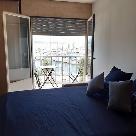 Studio Au Port De Sanary Extérieur photo
